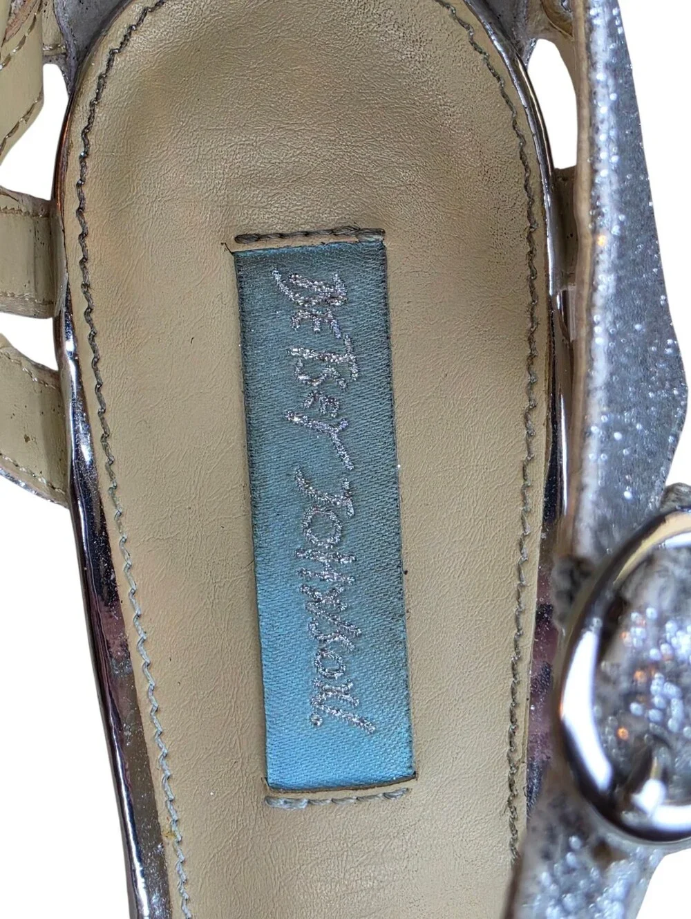 Betsey Johnson Blue SB-TEE Silver Glitter T-Strap Heeled Sandals, Size 8